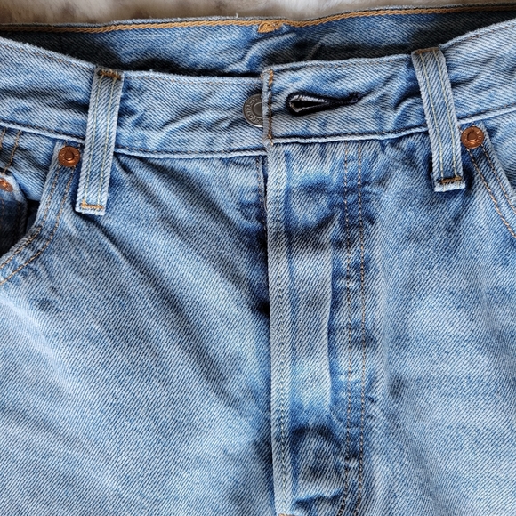 SOLD🥳Levis 501 light wash skinny jeans - Picture 10 of 15